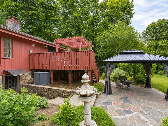 2nd image of 18 McLaughlin Dr