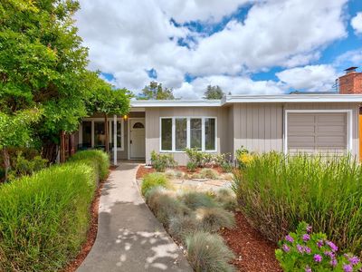 585 Bryan Ave, Sunnyvale, CA, 94086