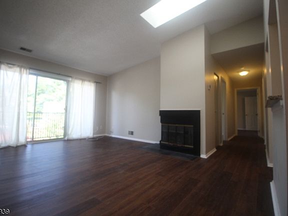 3rd image of 201 Robertson Way