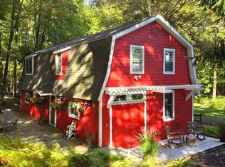 214 Woodland Rd, Stone Ridge, NY 12484