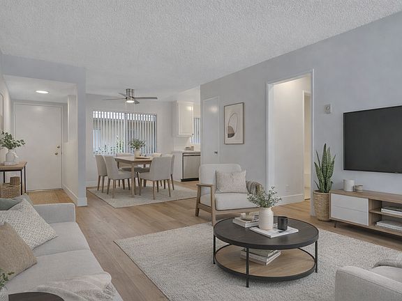 3rd image of 1110 S Oakhurst Dr APT 205
