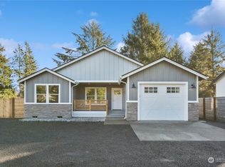 135 Polaris Blvd SW, Ocean Shores, WA 98569