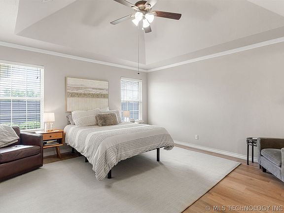 5th image of 4470 Elm Cir