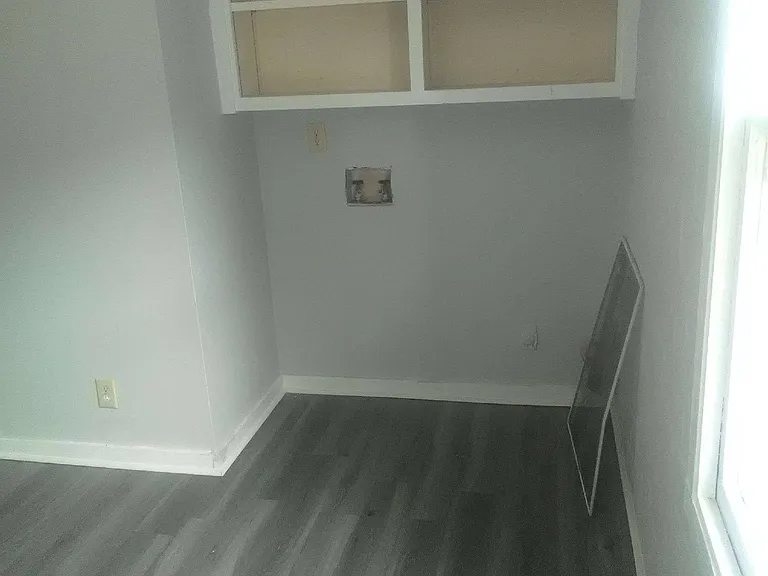 1842 Nina St — Photo 7