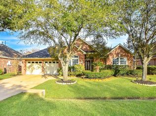 31 Crestview Trl, Houston, TX 77082