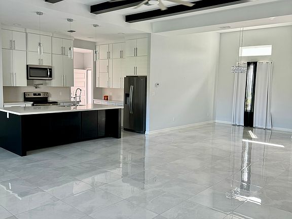 2nd image of 2321 S Christians Cir