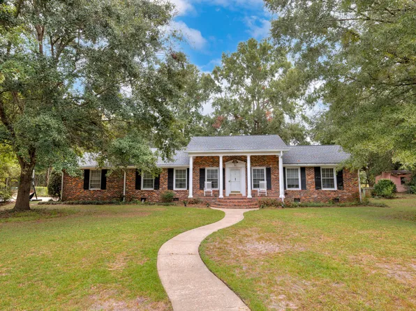 419 Michael Ct, Manning, SC 29102