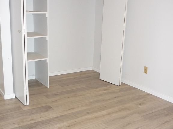 5th image of 174 E 4th St #213