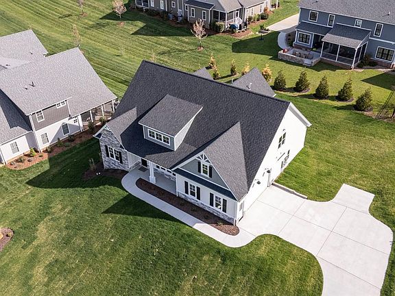 3rd image of 68 Clopton Ct