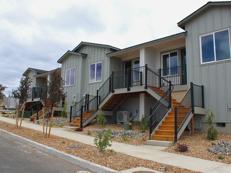 1st image of 3910 SW 39th St Lot 40
