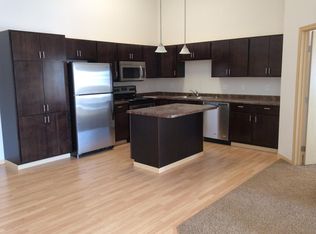4751 46th St S APT 214, Fargo, ND 58104