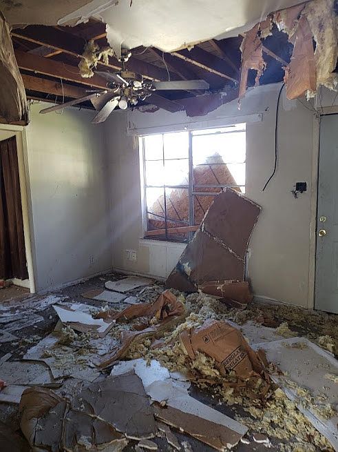 2nd image of 102 Hines