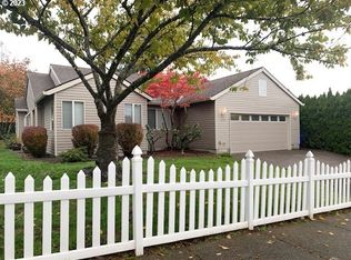 2333 NE Francis Pl, Gresham, OR 97030