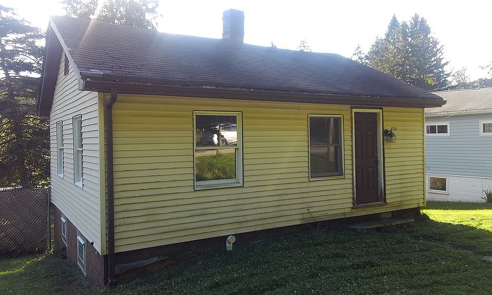 1st image of 114 Louise St