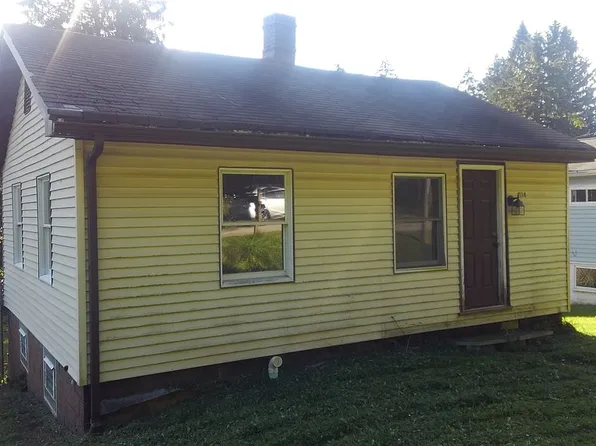114 Louise St, Slickville, PA 15684