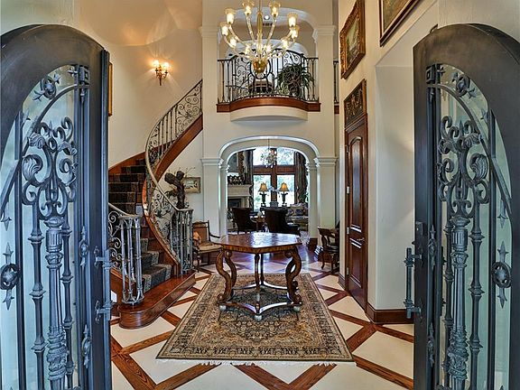 3rd image of 6936 Laurel Valley Dr