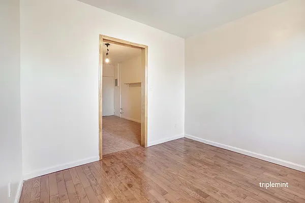 Rented by Triplemint | media 4