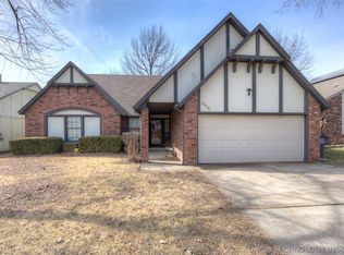 8928 S 77th East Pl, Tulsa, OK 74133
