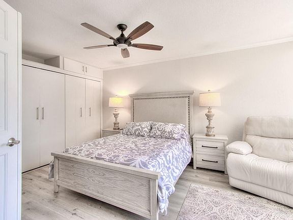 4th image of 1480 Gulf Blvd APT 410