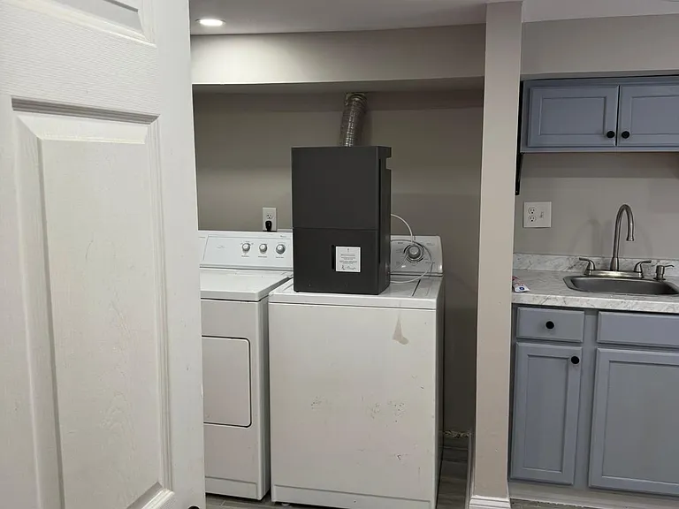 105 Lakeland Dr — Photo 6