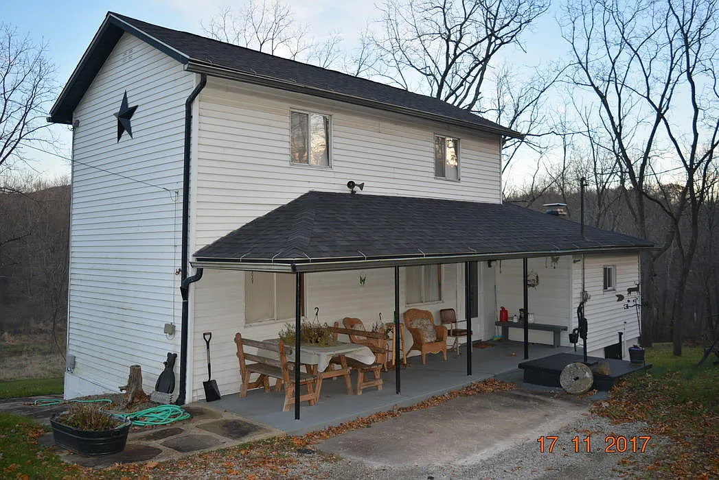 212 E End Rd photo 1