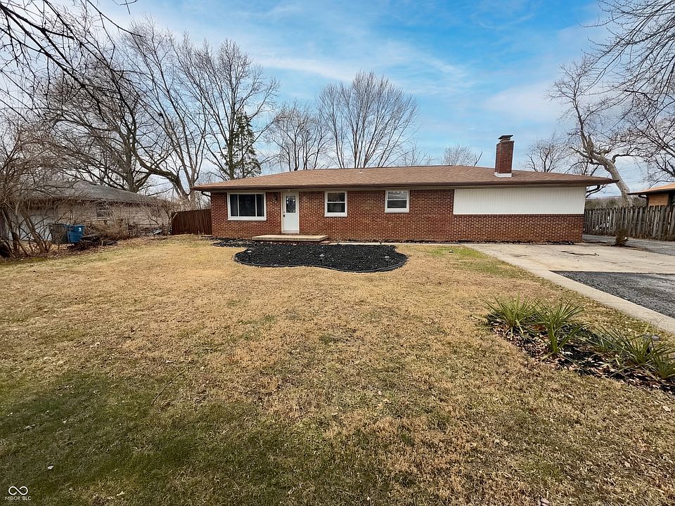 1st image of 2122 Danbury Dr