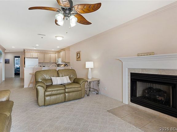 3rd image of 164 Sac Rd #B201