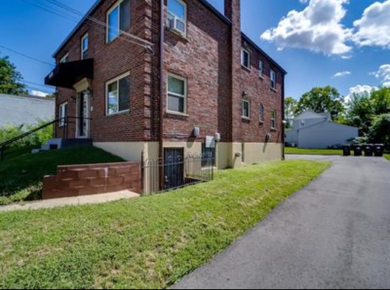 1 bed, 600 sqft, $1,000 — Photo 2