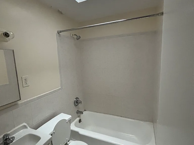 414 E 77th St #5D — Photo 10