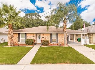 124 Lee Ct, River Ridge, LA 70123