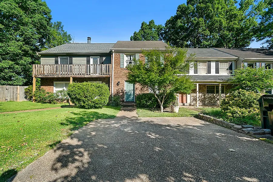 Overton Manor Dr