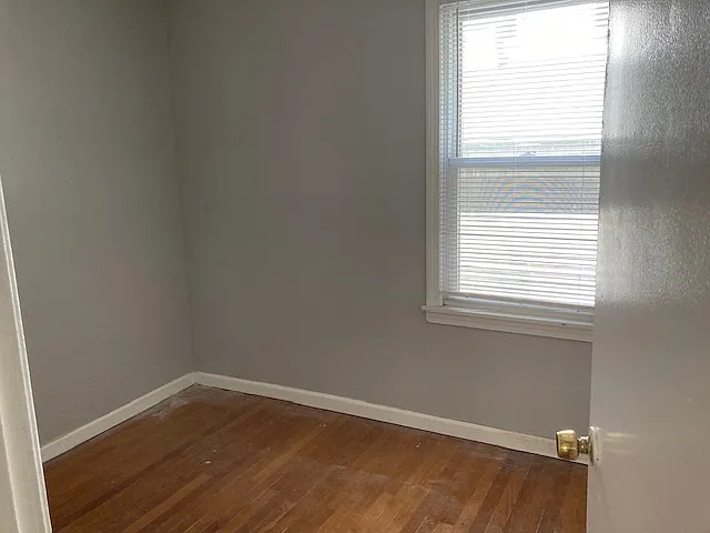 111 Nicoll St #1 — Photo 10