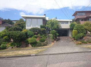 3037 37th Ave W, Seattle, WA 98199