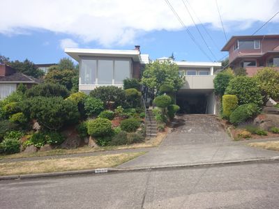 3037 37th Ave W, Seattle, WA, 98199