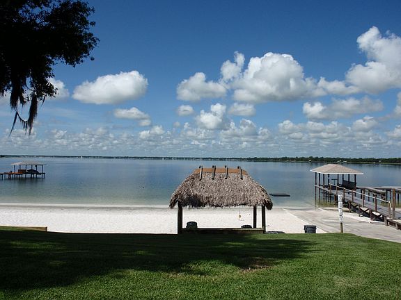 5th image of 121 Sunset Ter Unit 207