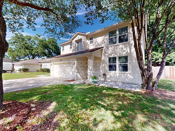 2nd image of 1063 Collinswood Dr W
