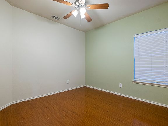 5th image of 6208 Claire Dr