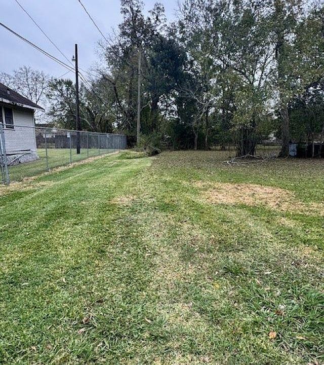 2nd image of 1249 Caldwell Ave