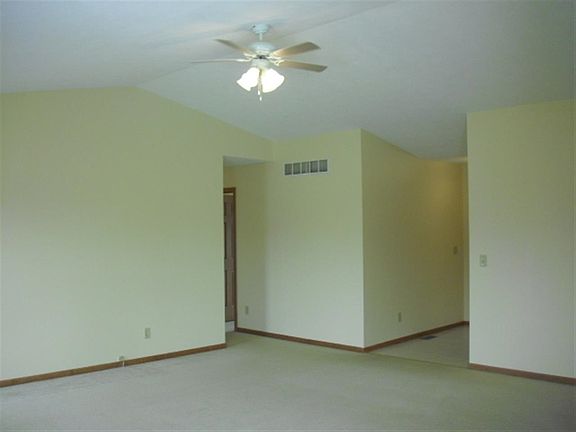 3rd image of 4225 Clearfield Ave