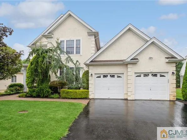 30 Kings Mill Rd, Monroe Township, NJ 08831