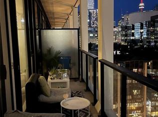 20 Edward St #1212, Toronto, ON M5G 0C5