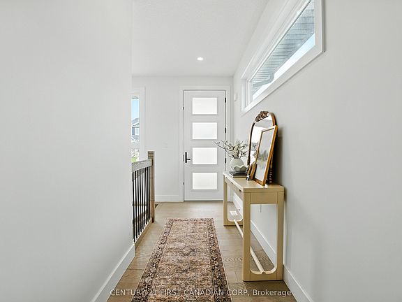 4th image of 40 Greene St