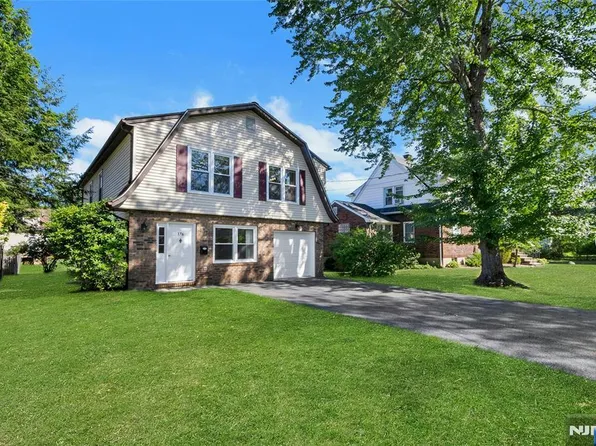 176 Franklin St, Northvale, NJ 07647