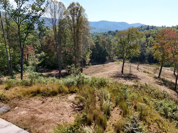 Rogers Ln, Murphy, NC 28906