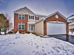 5936 Chatham Dr, Hoffman Estates, IL 60192