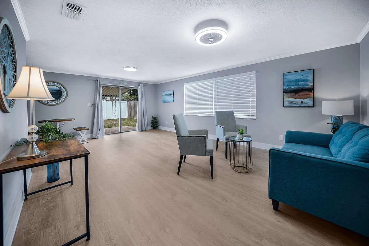 Building Photo - 9151 Fairweather Dr