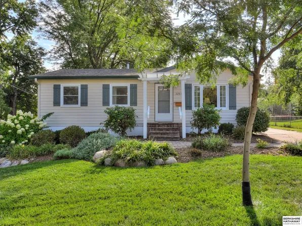 3205 S 90th Ave, Omaha, NE 68124