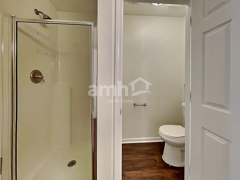 408 Fairlawn Dr — Photo 12
