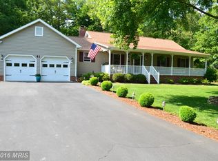 61 Lovett Dr, Fredericksburg, VA 22407