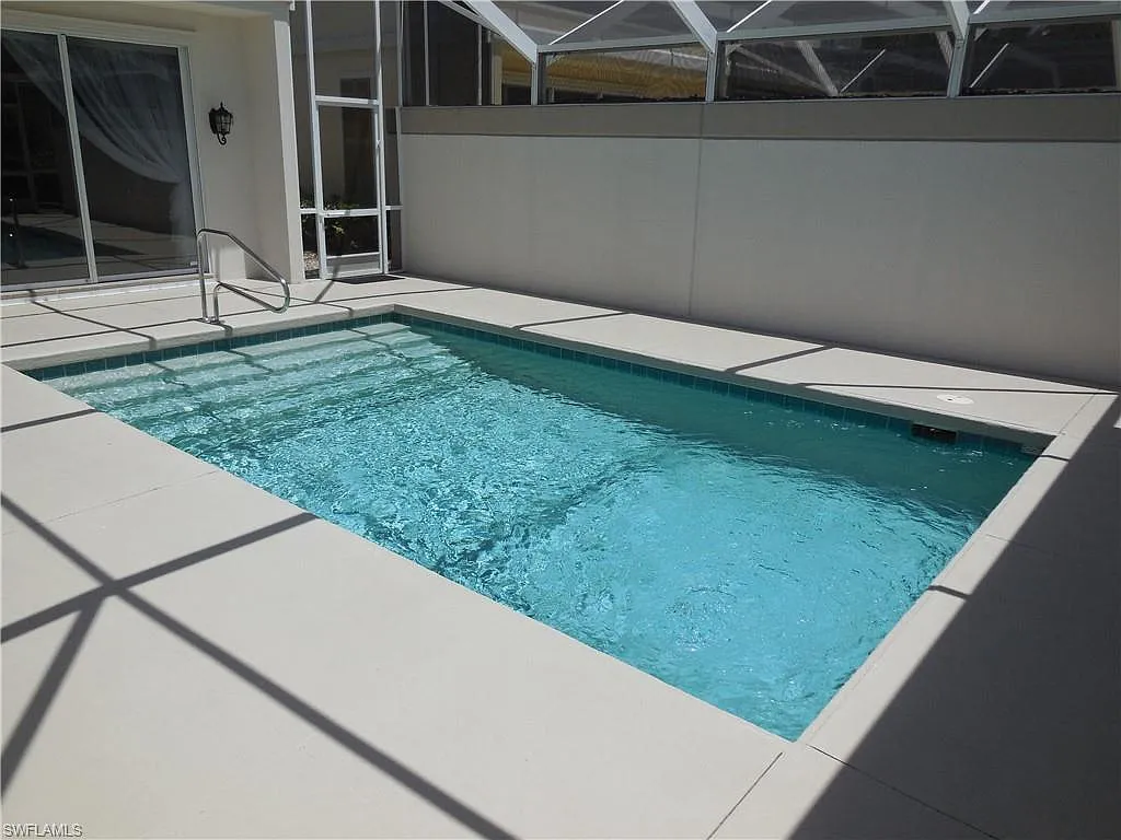 3 bed, 2.5 bath, 1800 sqft, $2,800 — Photo 2